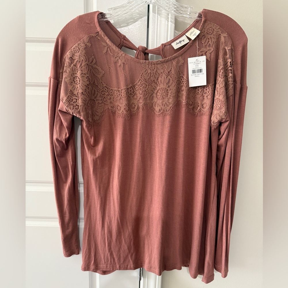 NWT Daytrip Dusty Rose Lace Yoke Long Sleeve Twist Hem Top Small Festival Sexy